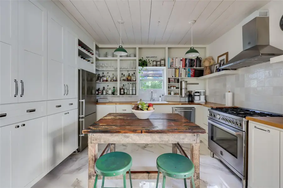 906 E 14th St #A, Austin, TX 78702 - #3