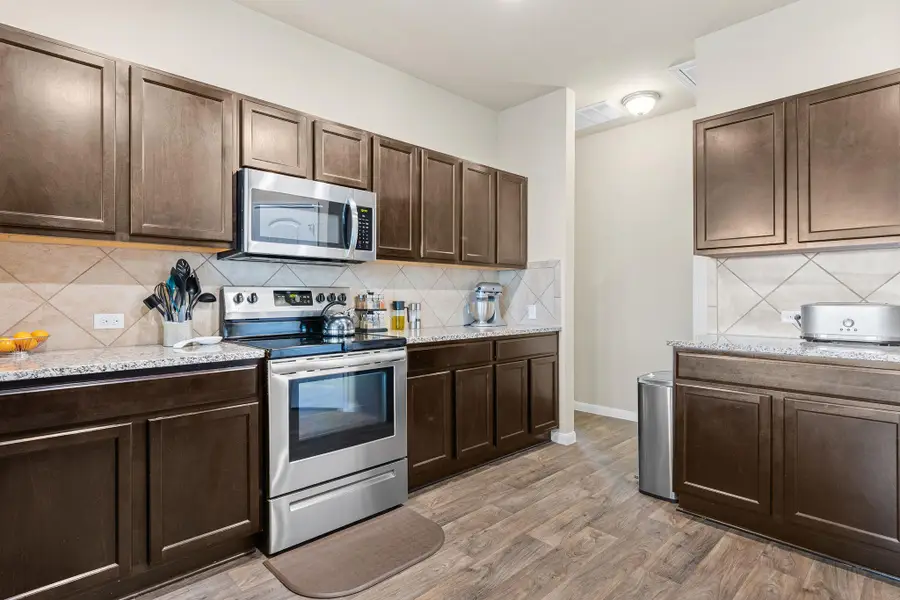 404 Cassandra Dr, Hutto, TX 78634 - #3