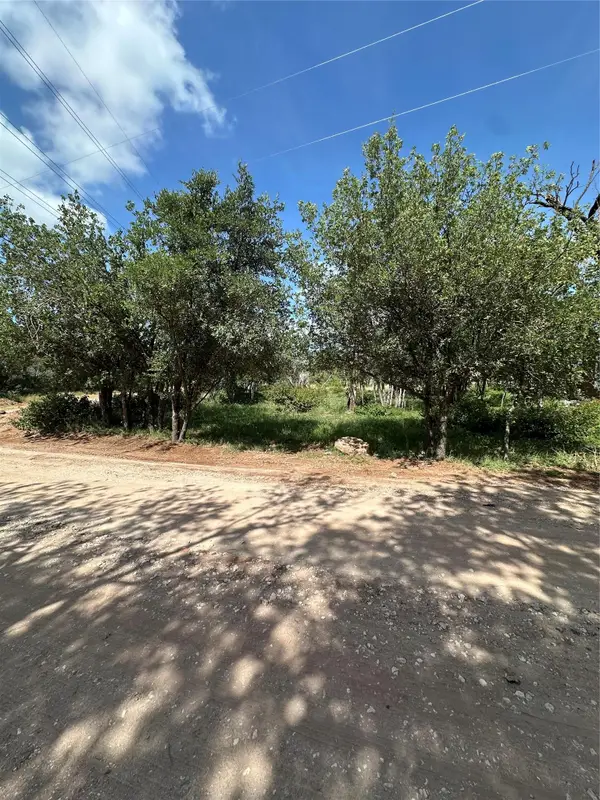 Lot 129 Eastwood Dr, Cottonwood Shores, TX 78657