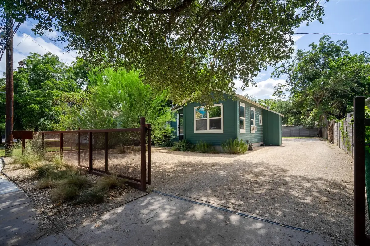719 Springdale Rd, Austin, TX 78702 - #1