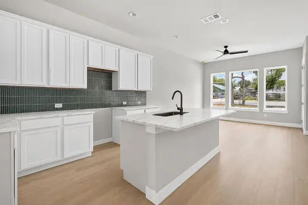 5001 Pecan Springs Rd #31, Austin, TX 78723