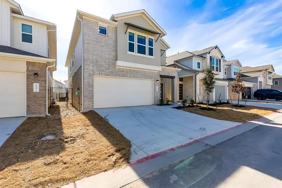 1005 Legend Milton Ln, Austin, TX 78748 - #2