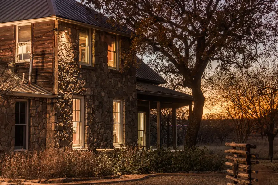 2969 County Road 422, Talpa, TX 76882 - #2