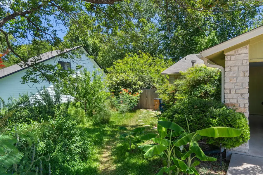 8105 S 1st St, Austin, TX 78748 - #3