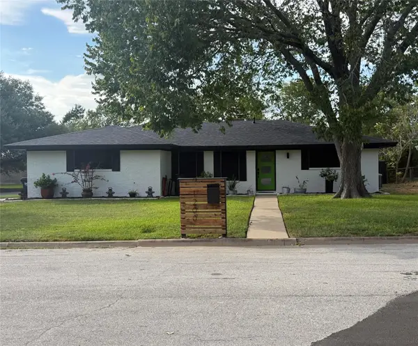 1200 Garden Ln, Bryan, TX 77802