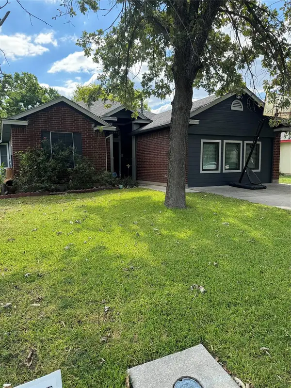 291 Brian Ln, Kyle, TX 78640