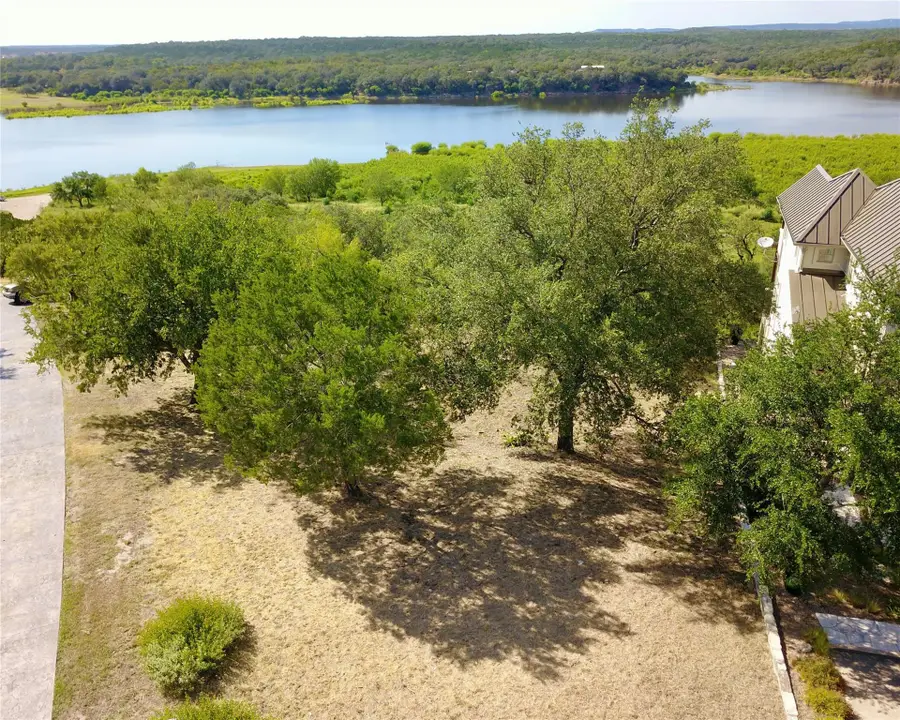 637 Wesley Ridge Dr, Spicewood, TX 78669 - #2