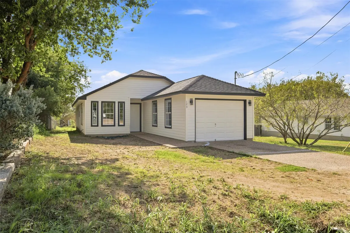123 Hawea Ln, Bastrop, TX 78602 - #1