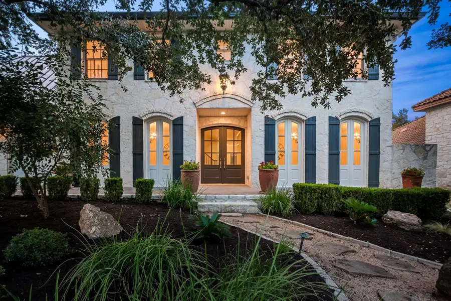 3605 Douglas Dr, Horseshoe Bay, TX 78657 - #2