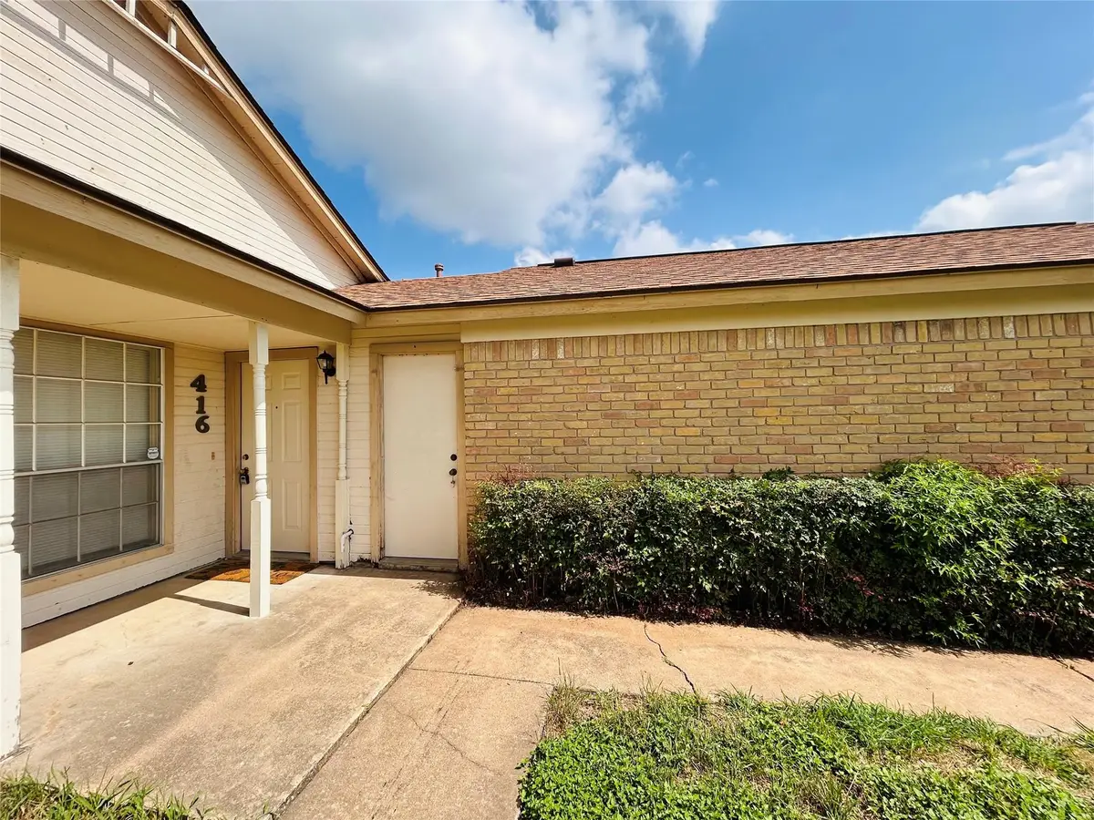 416 Greenlawn Blvd, Round Rock, TX 78664 - #1