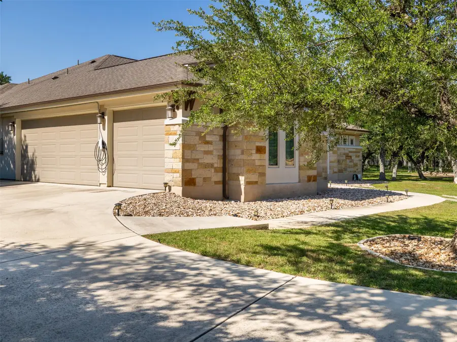 109 Cascada Cv, Georgetown, TX 78633 - #3