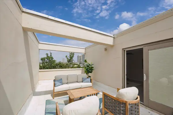 402 Tuam St #3, Houston, TX 77006