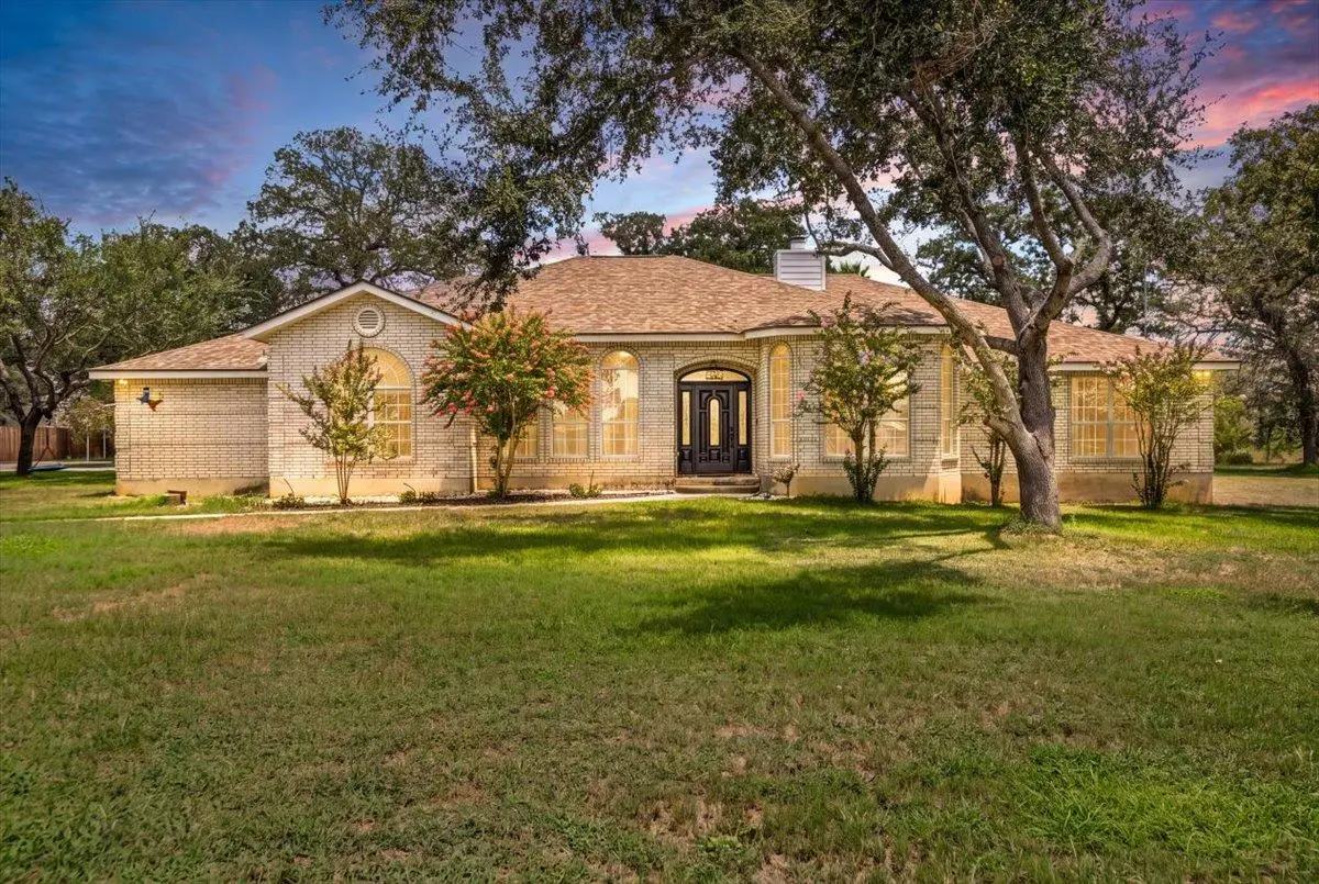 306 Kerry Ln, Floresville, TX 78114 - #1