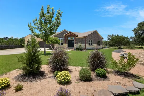 110 Liberty Bell Ln, Fischer, TX 78623