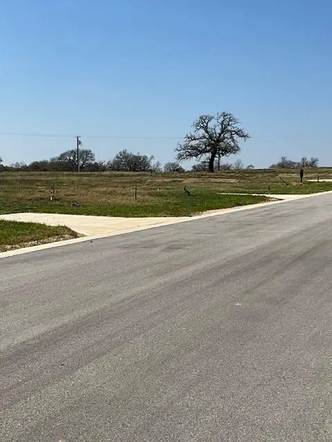 109 Sonoma Dr, Elgin, TX 78621 - #1