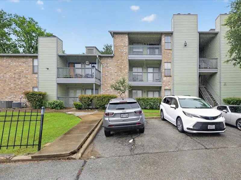 4500 E Oltorf St #A118, Austin, TX 78741 - #3