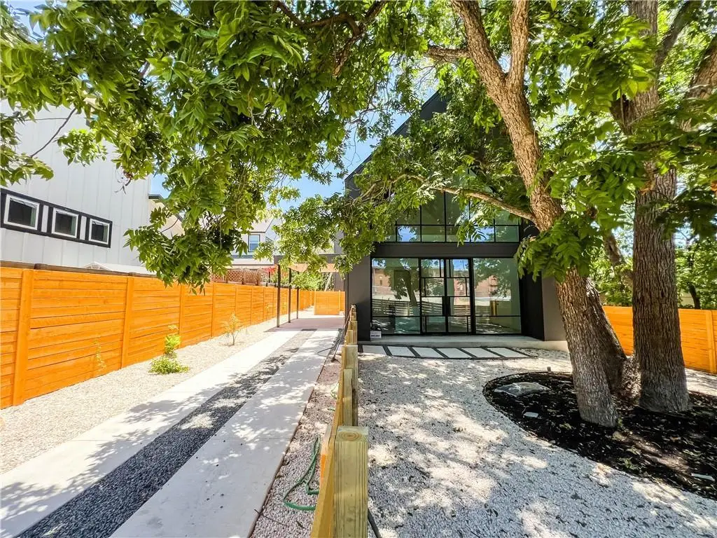 2604 Oaklawn Ave #2, Austin, TX 78722 - #1