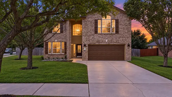 201 Middle Crk, Buda, TX 78610