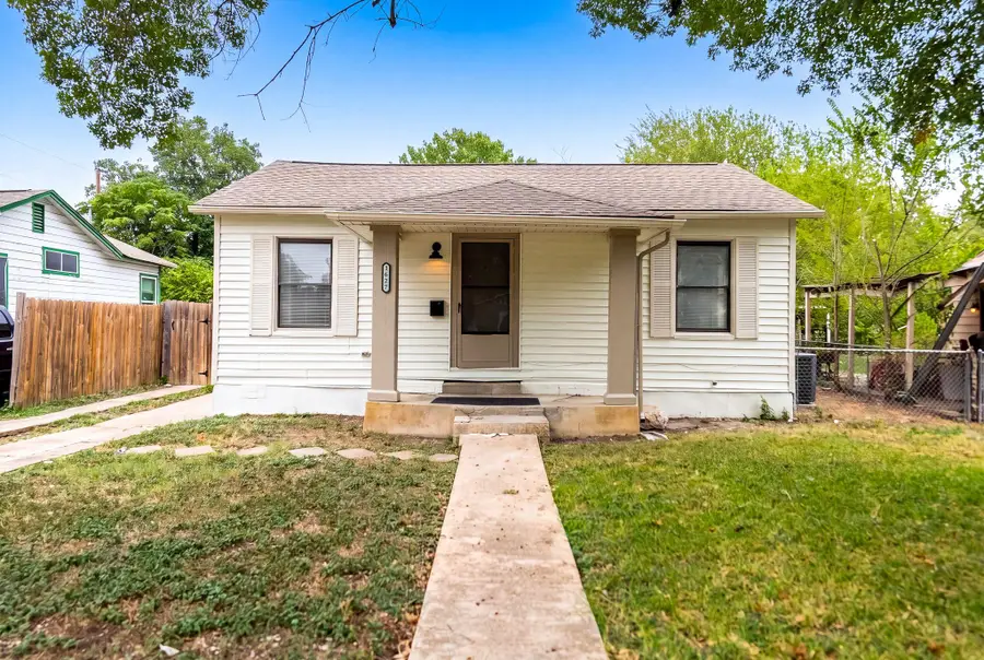 1627 Thorain Blvd, San Antonio, TX 78201 - #3