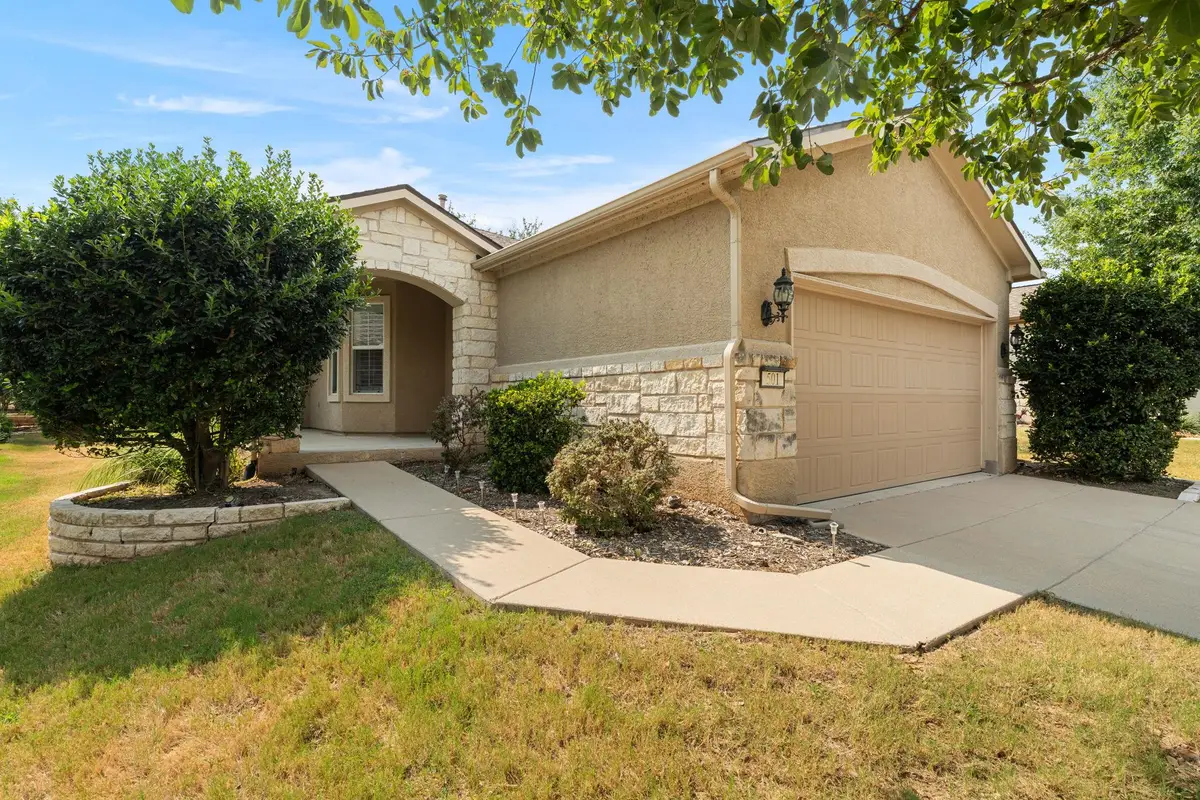 501 Sheldon Lake Dr, Georgetown, TX 78633 - #1