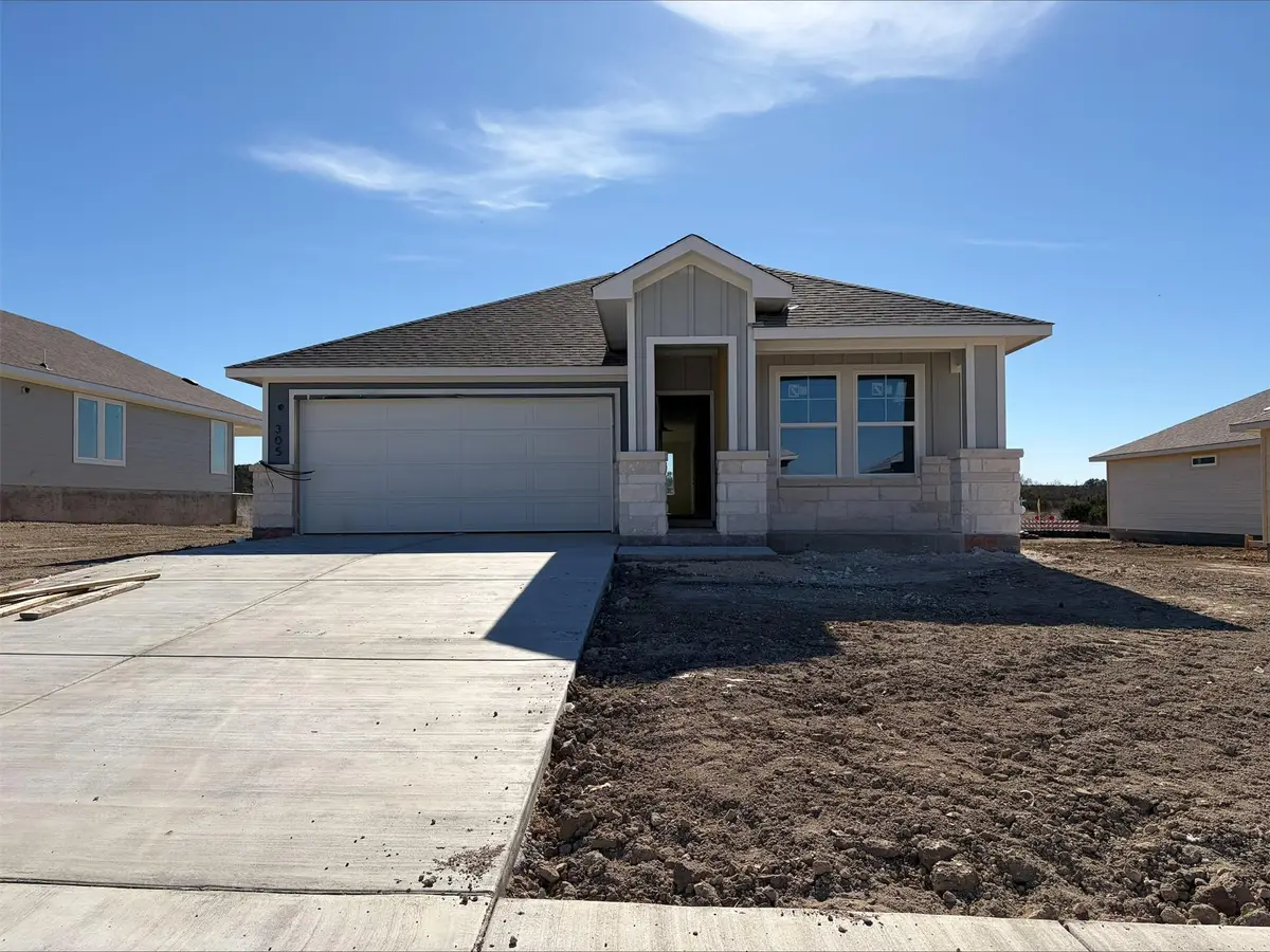 305 Gristmill Rd, Burnet, TX 78611 - Image #1