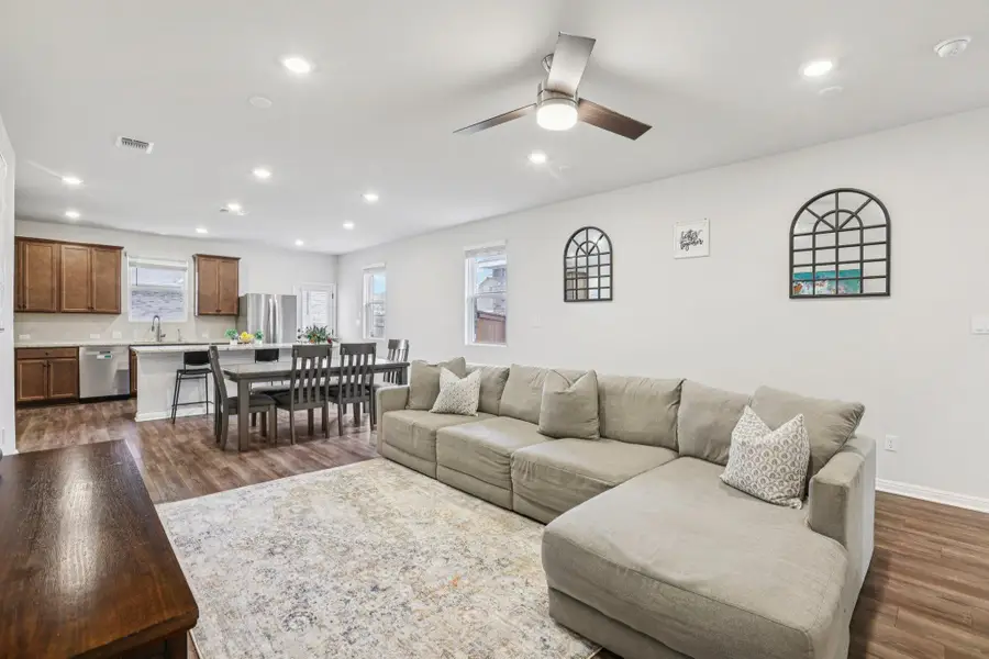 204 Swinging H Ln, Georgetown, TX 78633 - #3