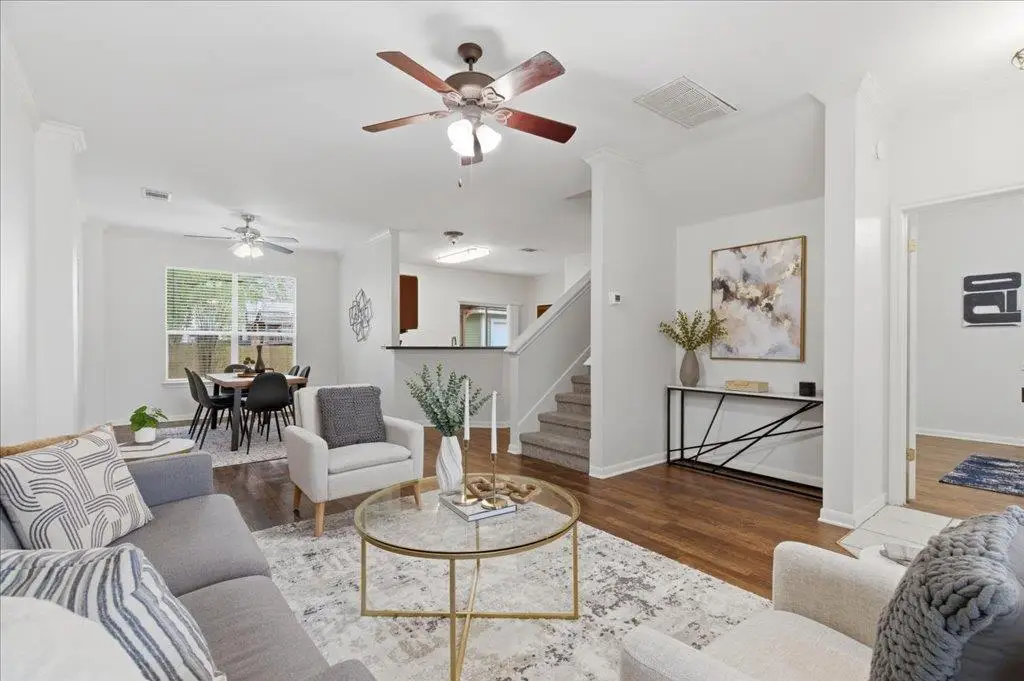 137 Crescent Dr, Buda, TX 78610 - #1