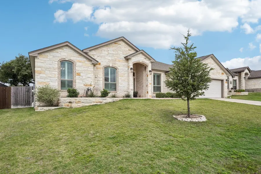 3417 Waggoner Dr, Belton, TX 76513 - #2