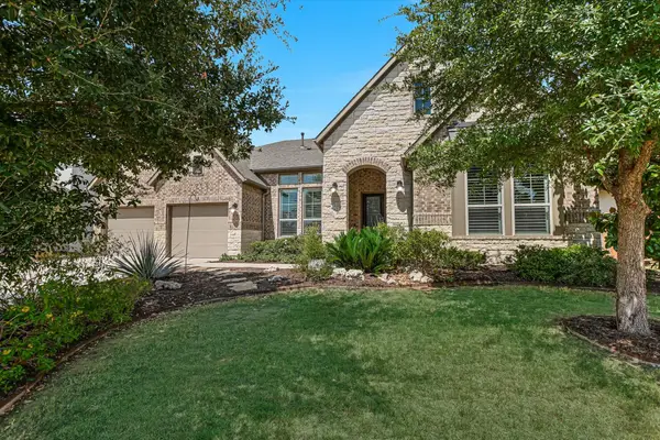 582 Peakside Cir, Dripping Springs, TX 78620