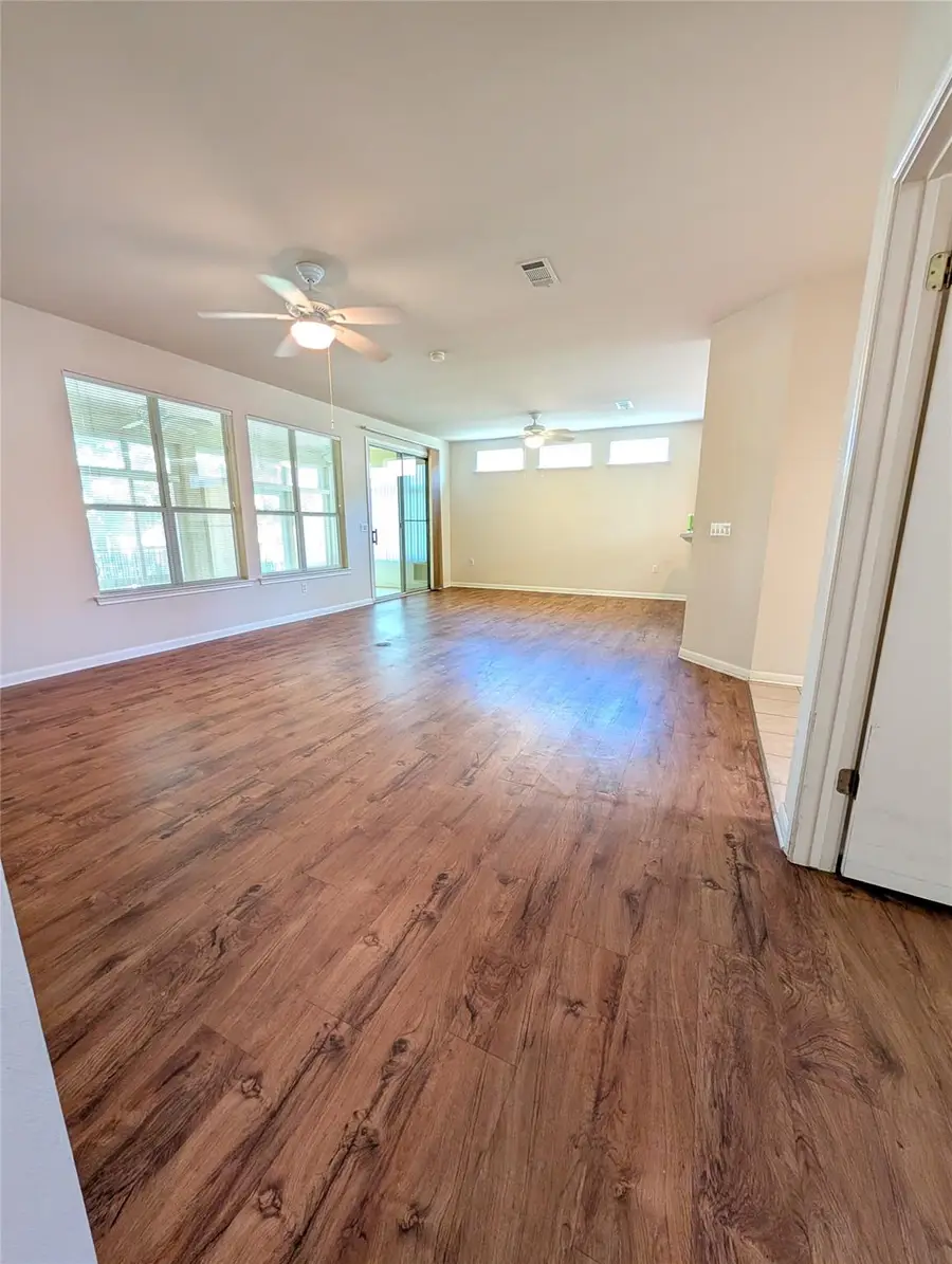 108 Bass St, Georgetown, TX 78633 - Image #2