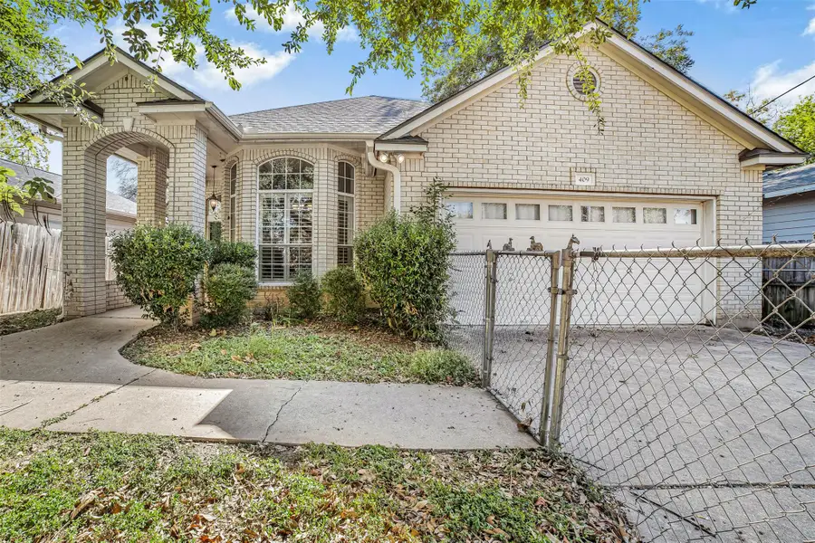 409 E Austin Ave, Round Rock, TX 78664 - Image #3