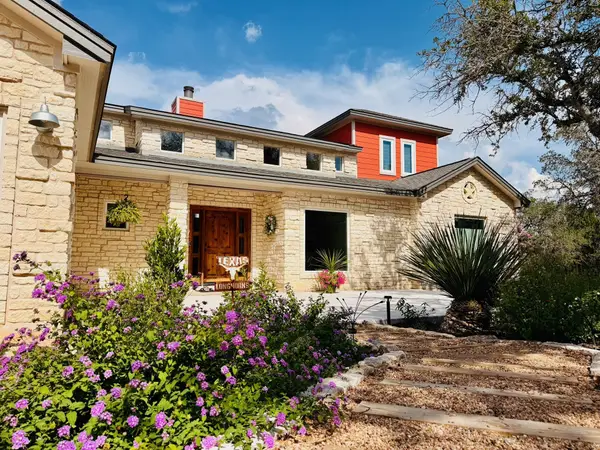 4005 Skillet Cv, Spicewood, TX 78669