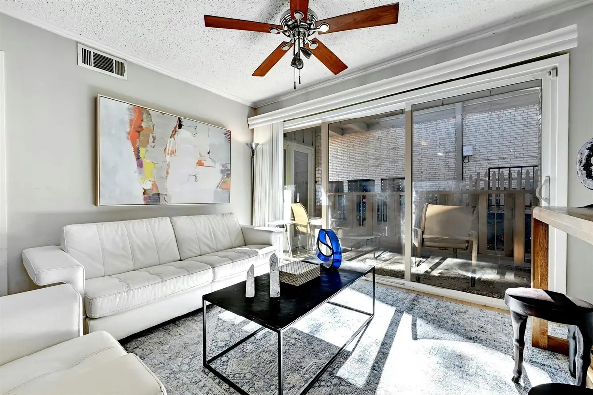 1304 Summit St #101, Austin, TX 78741 - Image #1