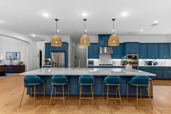 425 Katie Dr, Austin, TX 78737