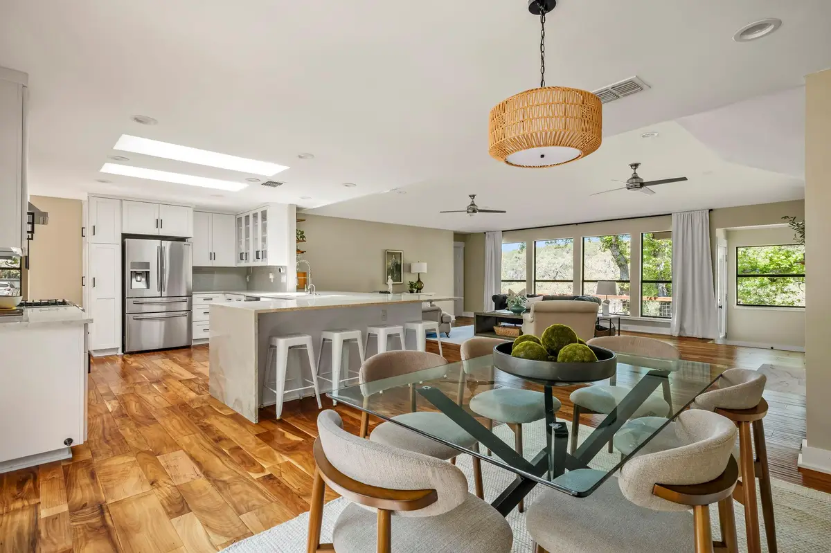 1701 Cresthaven Dr, Austin, TX 78704 - #1