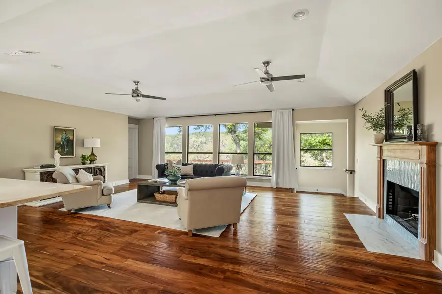 1701 Cresthaven Dr, Austin, TX 78704 - #3