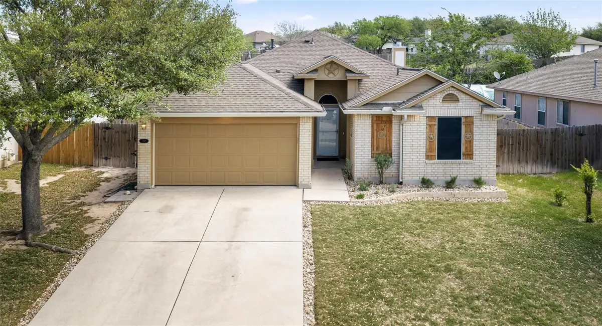212 Lakemont Dr, Hutto, TX 78634 - #1