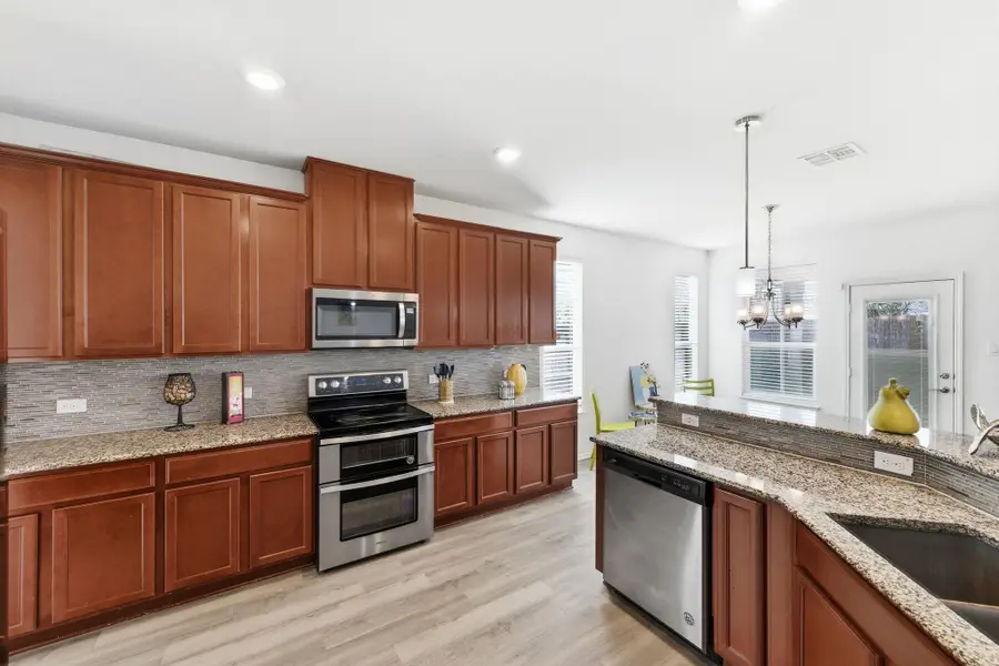 112 W Point Way, Elgin, TX 78621 - Image #3