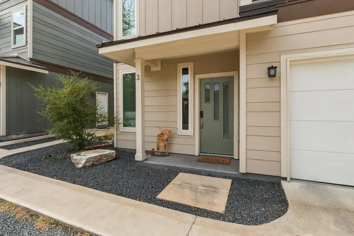 2927 E Martin Luther King Jr Blvd #3, Austin, TX 78702 - #1