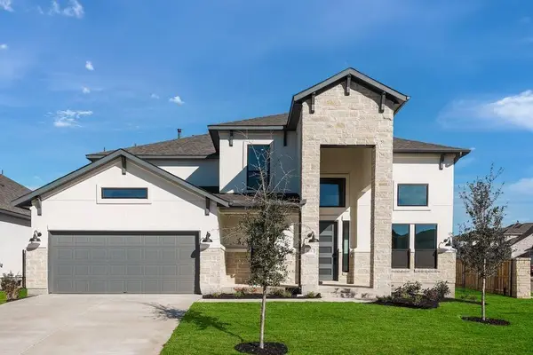 105 Belanger Canyon Dr, Liberty Hill, TX 78642