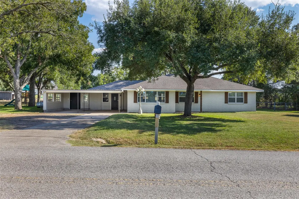 1906 Gun And Rod Rd, Brenham, TX 77833 - #1