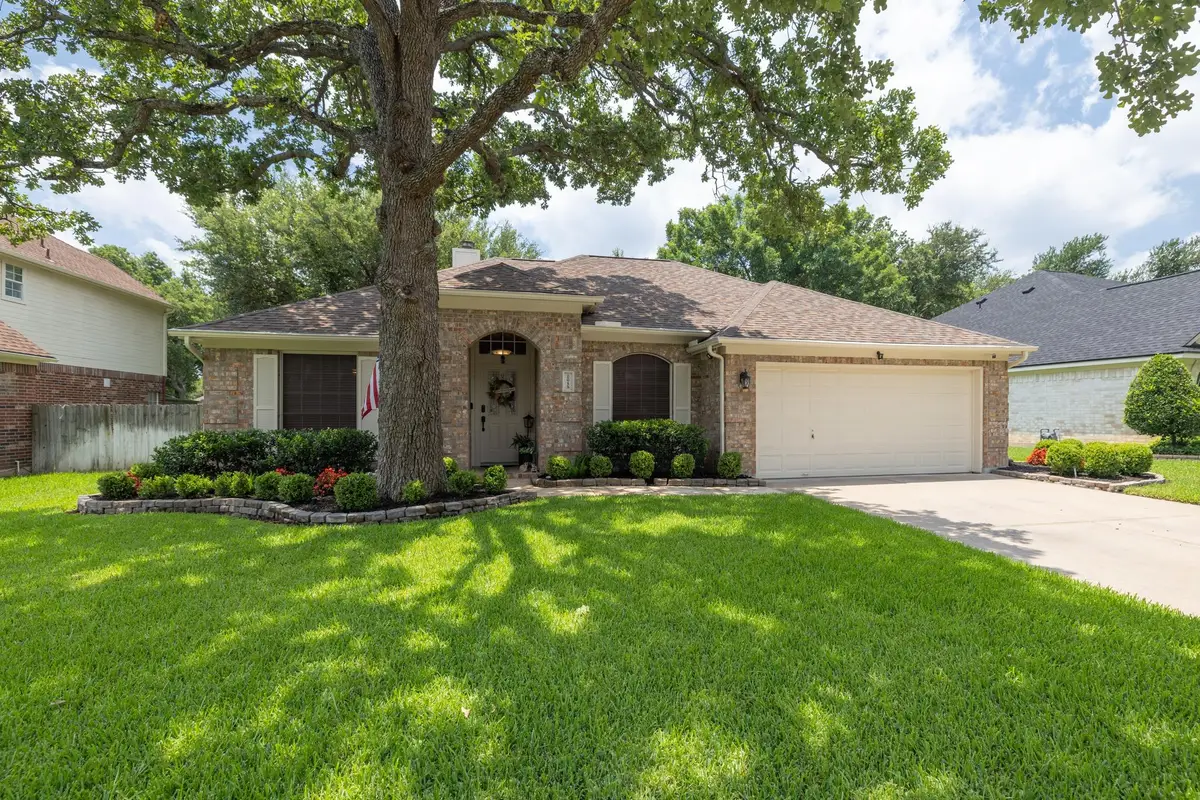 2015 Plantation Dr, Round Rock, TX 78681 - #1