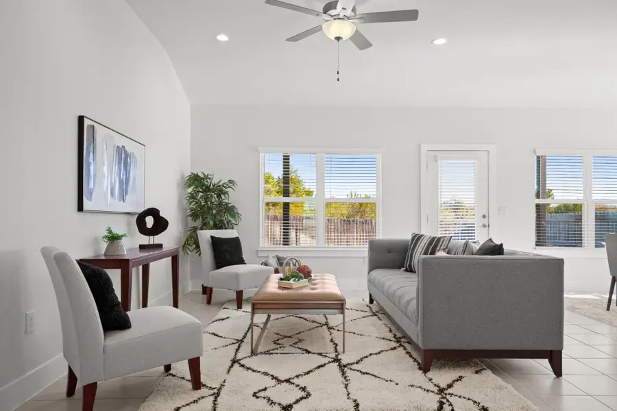 16416 Enamorado Rd, Manor, TX 78653 - Image #2