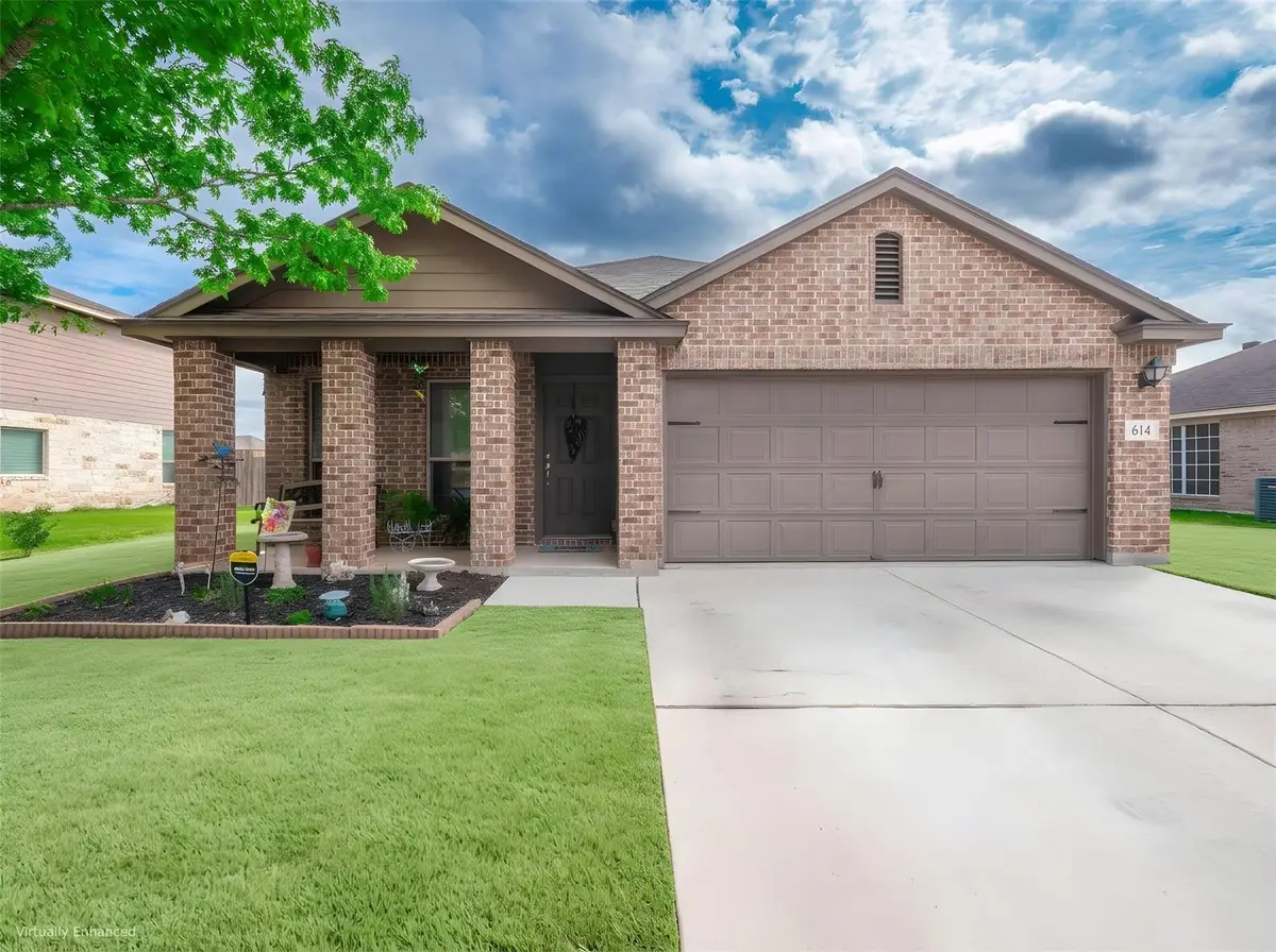 614 Lantana Ave, Lockhart, TX 78644 - #1