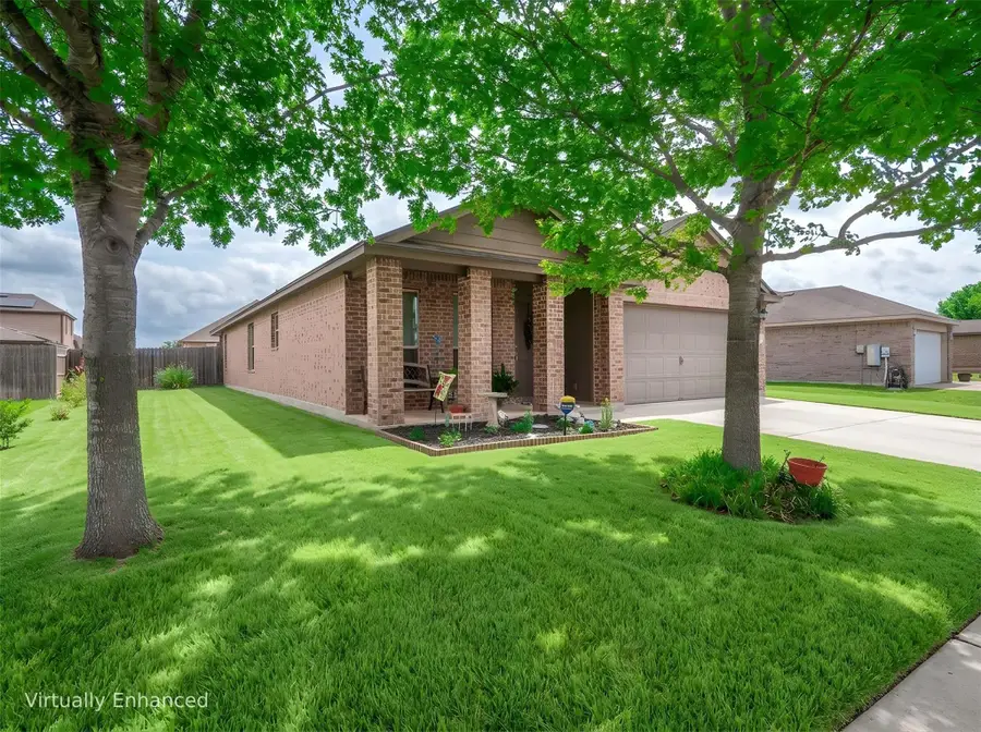 614 Lantana Ave, Lockhart, TX 78644 - #2