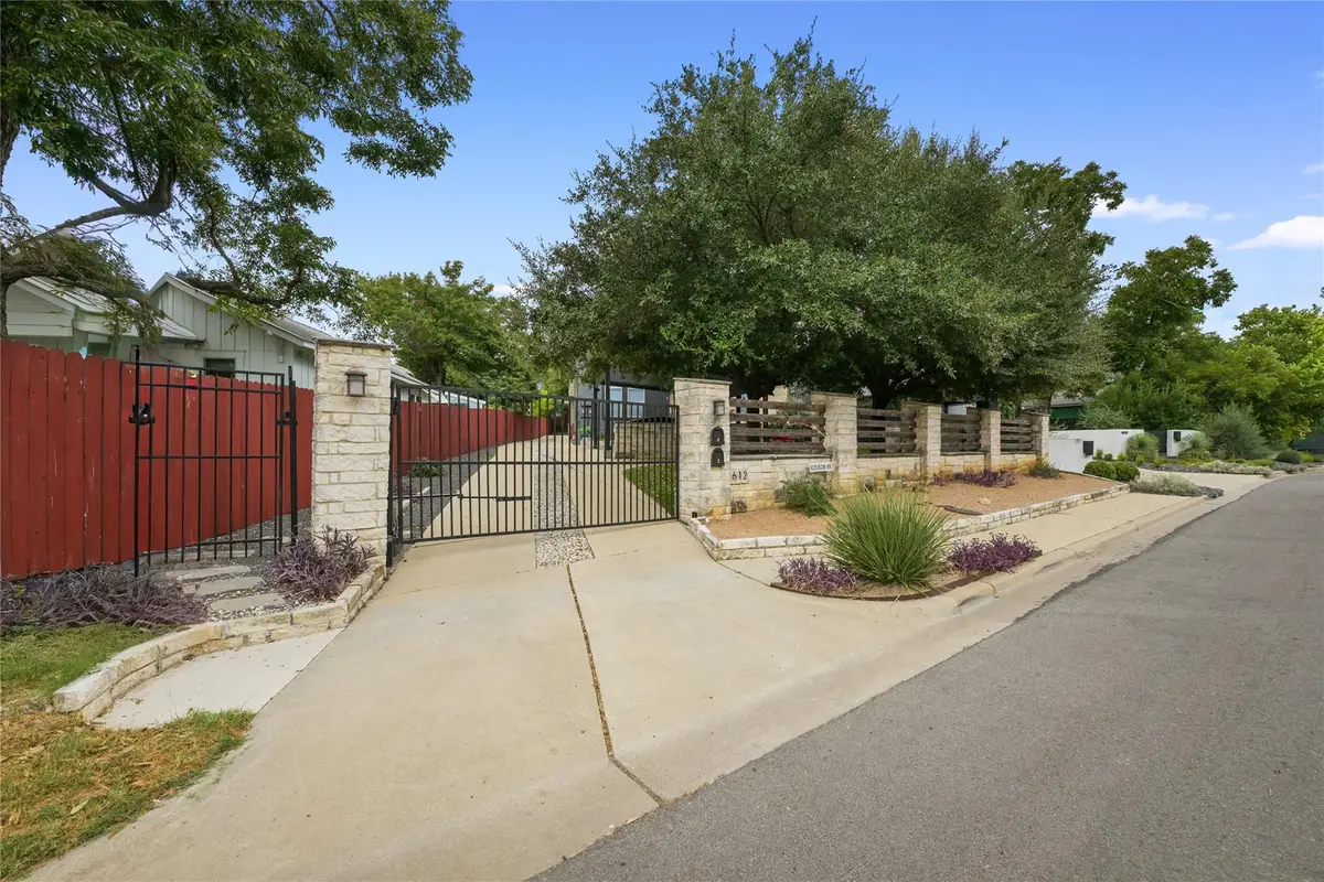 1612 S 3rd St #B, Austin, TX 78704 - #1