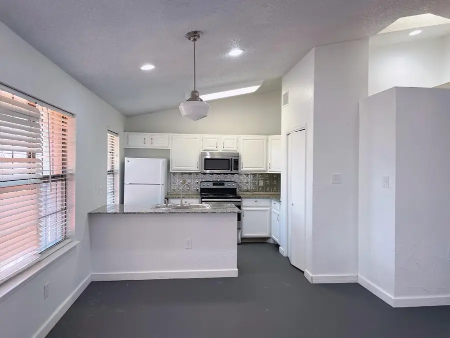 21107 Highland Lake Dr #3, Lago Vista, TX 78645 - #2