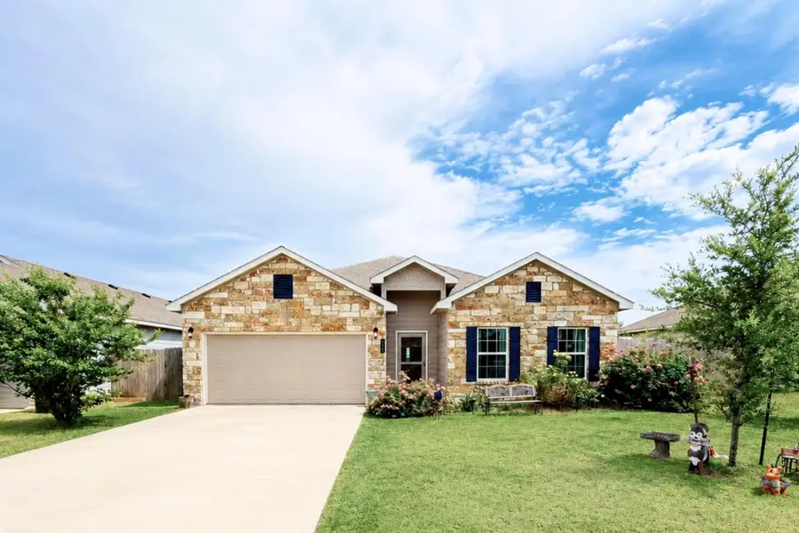 617 W Sheldon Ave, Thrall, TX 76578 - #2