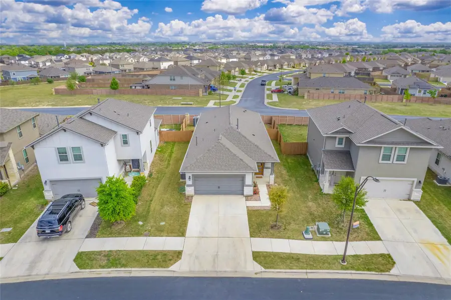 521 Rearing Mare Pass, Georgetown, TX 78626 - #2