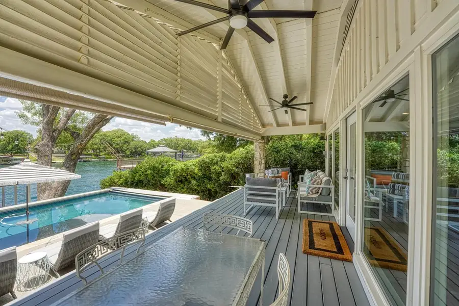 1304 S Lakeside Dr, Burnet, TX 78611 - Image #3